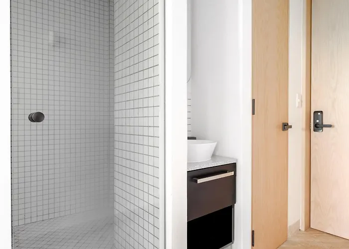 Par 607 Apartment *