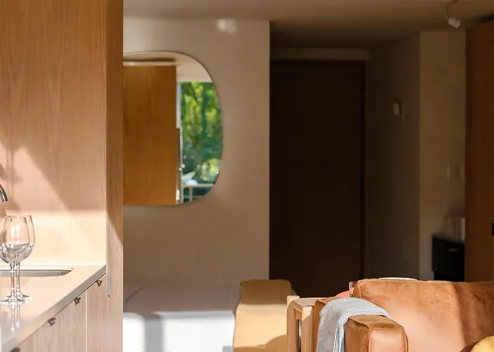 Par 607 Apartment *