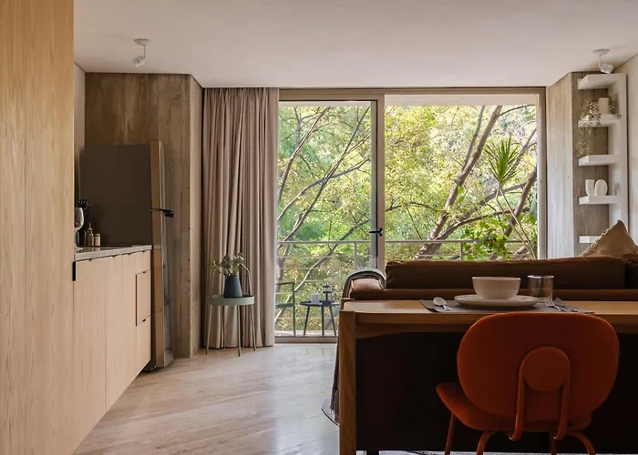 Par 607 Apartment