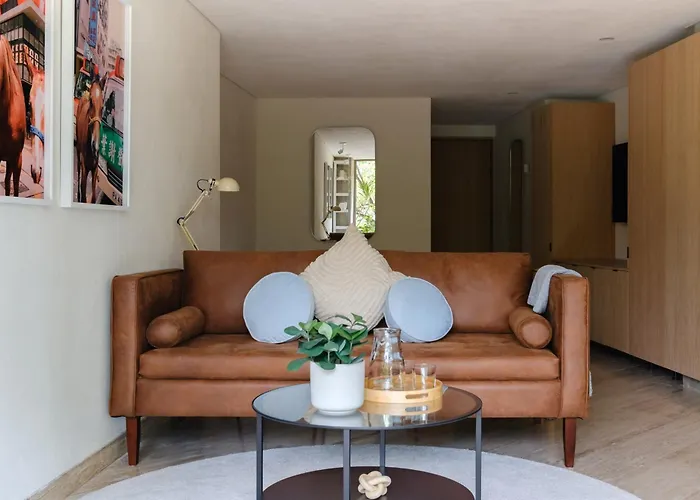 Par 607 Apartment *